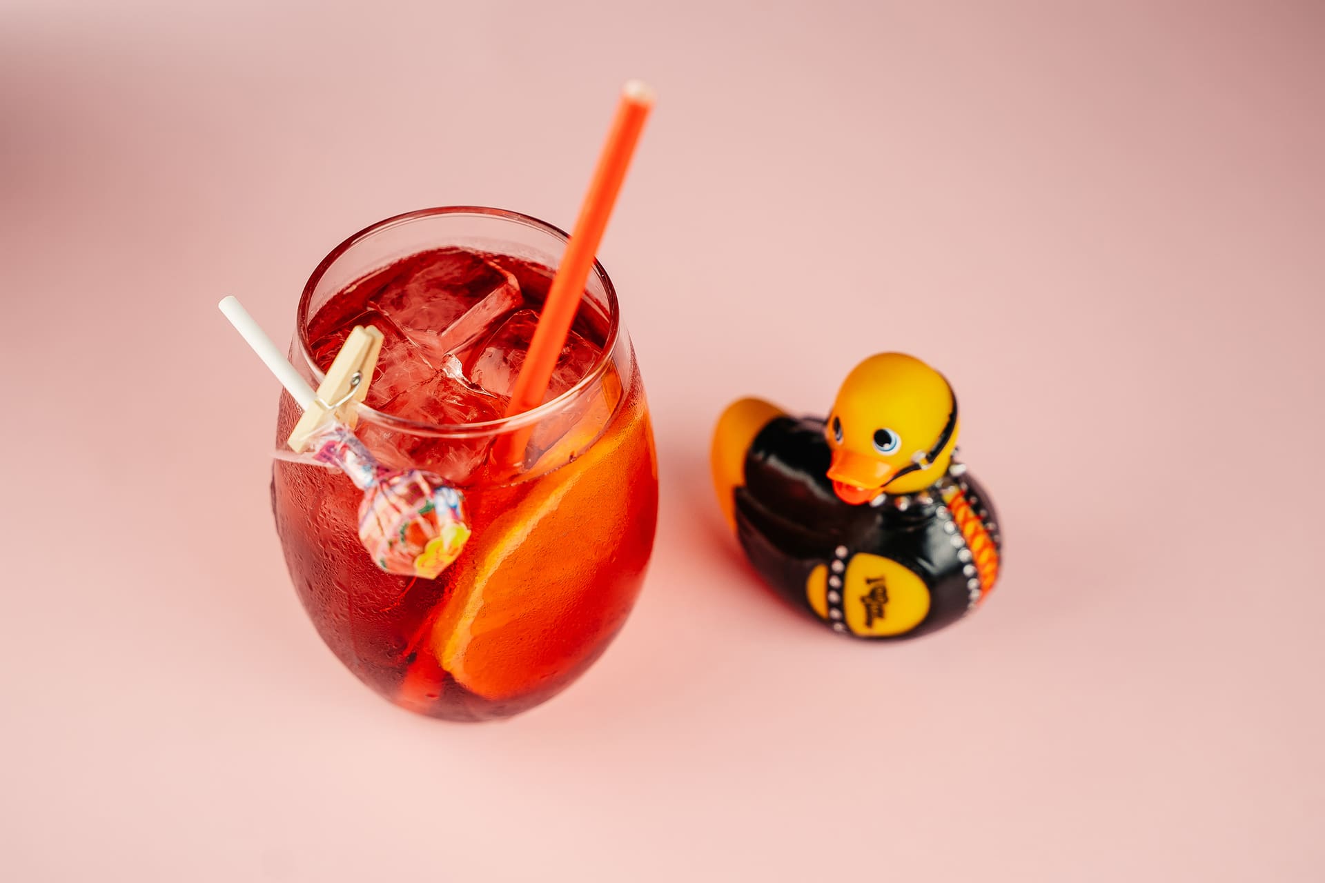 Коктейль и утка FunDuck